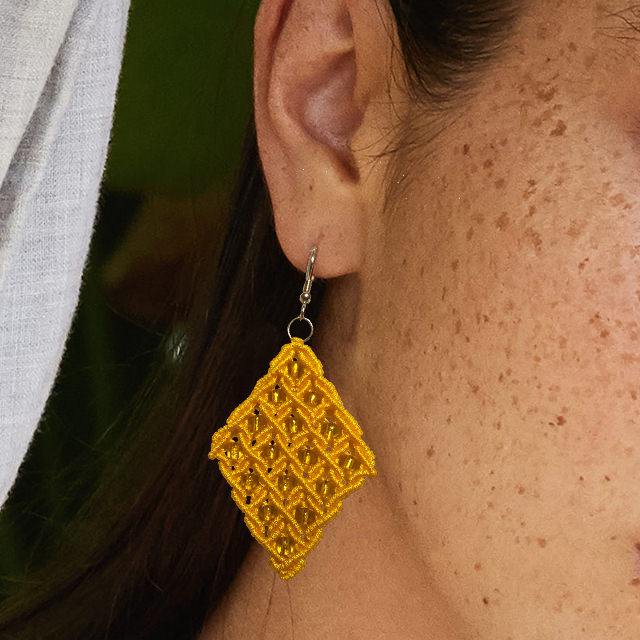 Yellow Diamond Earrings Preview
